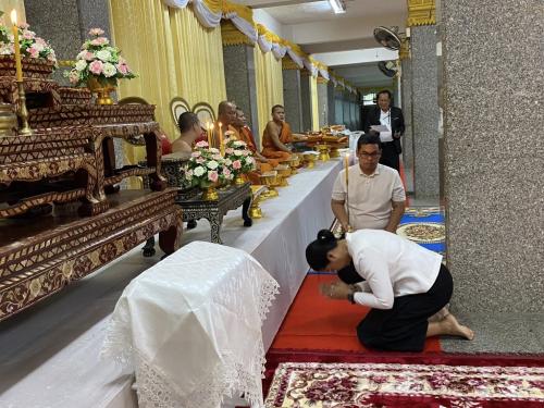 ร่วมเป็นเจ้าภาพสวดพระอภิธรรมพระเทพกิตติมุนี (ประทัย วชิรญาโน)  ณ ศาลากาญจนาภิเษก วัดศรีษะเกษ อำเภอเมืองหนองคาย จังหวัดหนองคาย